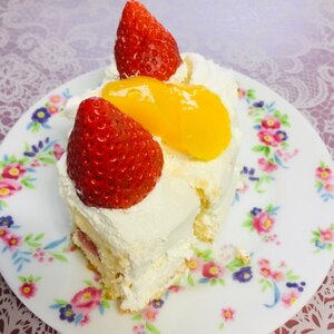 ♥苺と黄桃とマンゴーのデコレーションケーキ♥